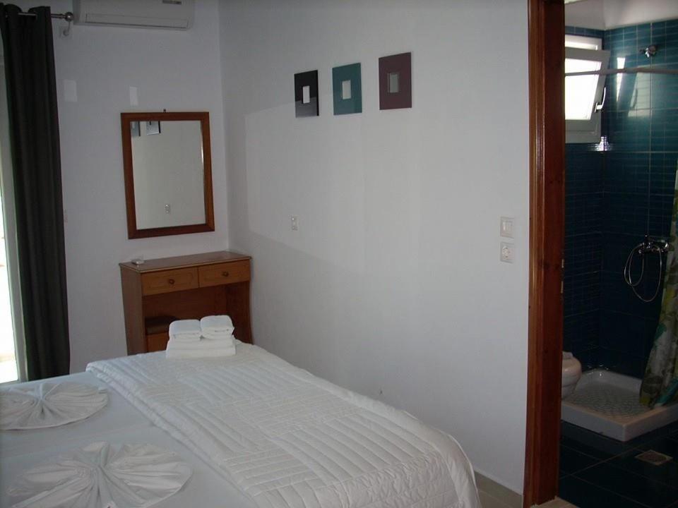Sea Breeze 2 Apartments Mastihari Exterior foto