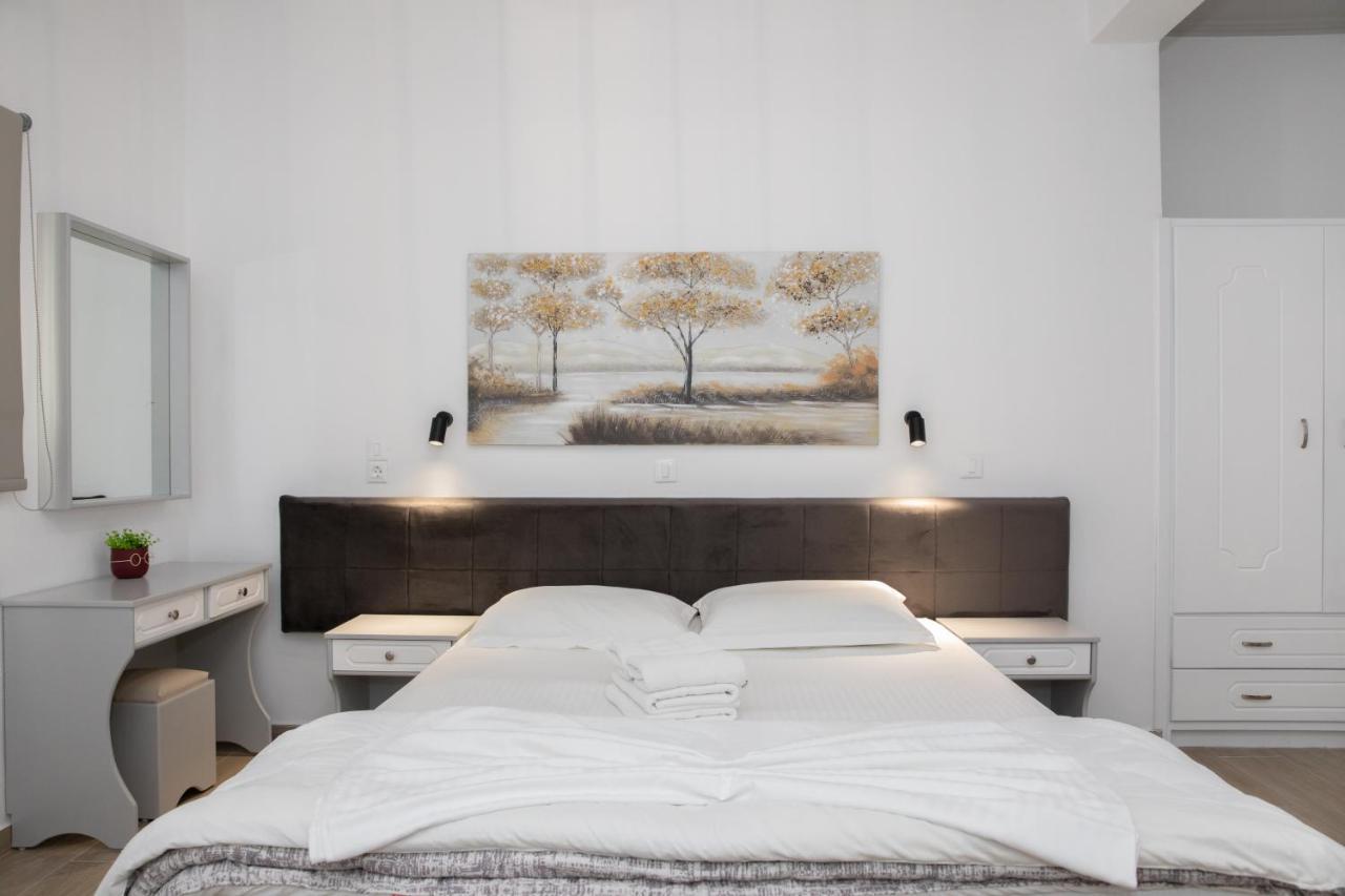 Sea Breeze 2 Apartments Mastihari Exterior foto