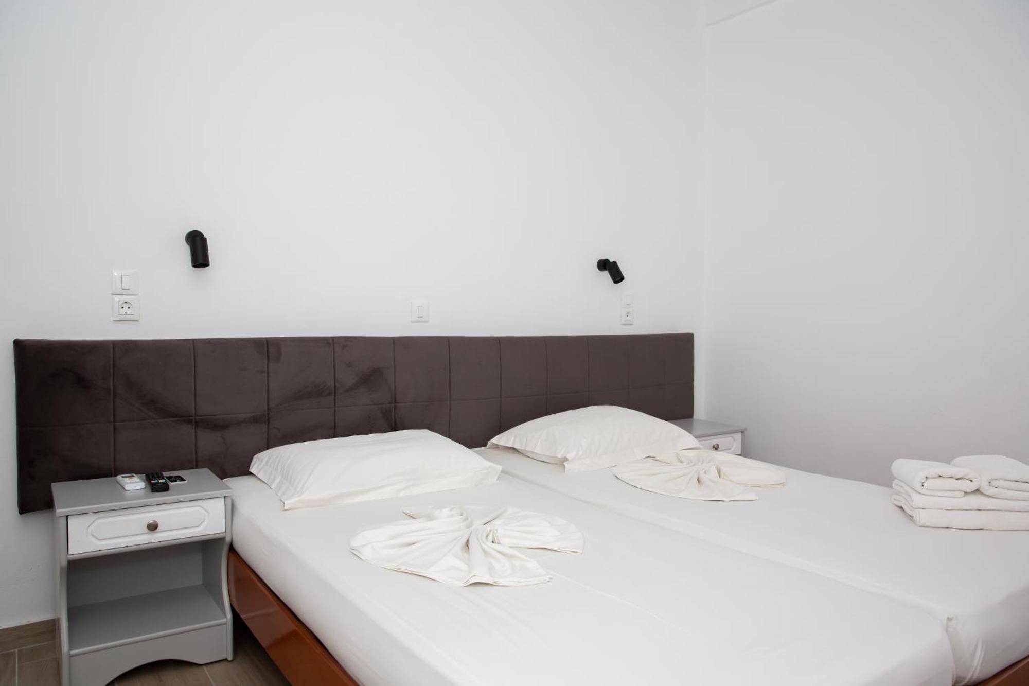 Sea Breeze 2 Apartments Mastihari Exterior foto